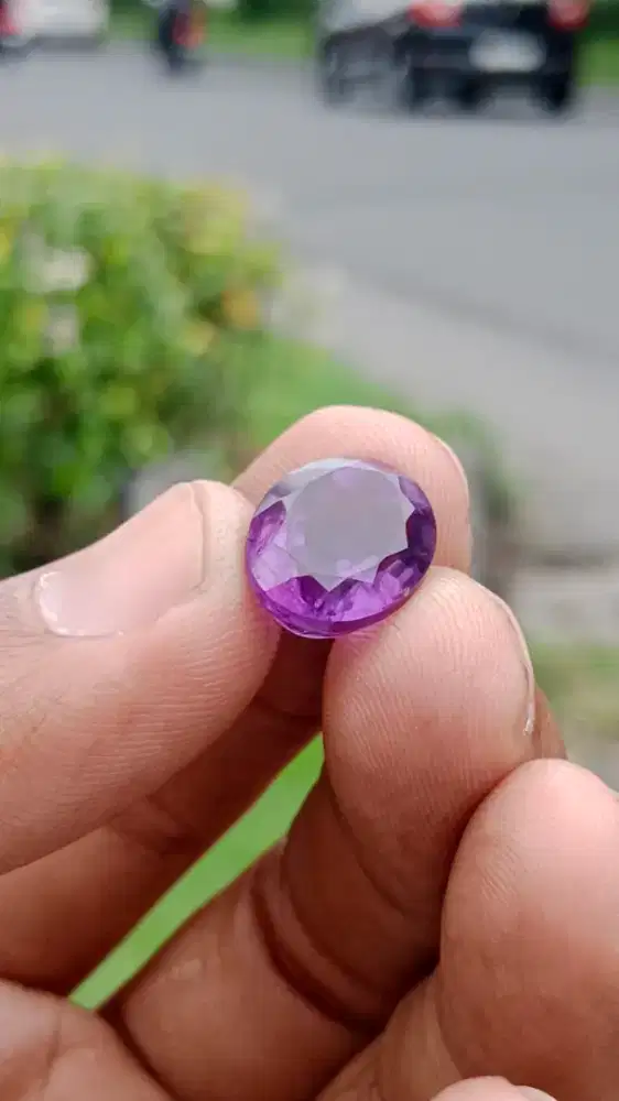 Batu kecubung ametis