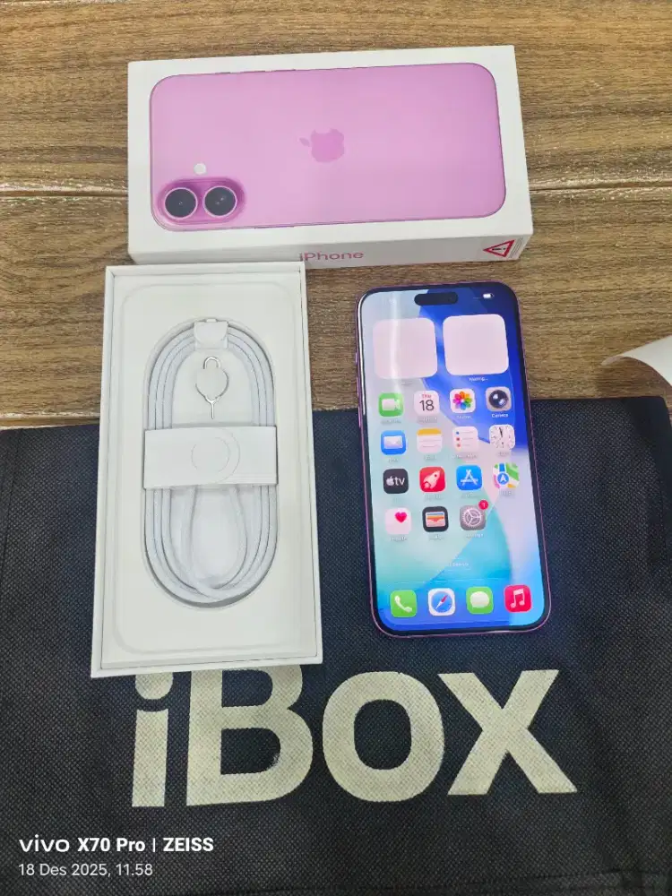 iphone 16 plus 128gb mulus like new Garansi resmi iBox on april 2026
