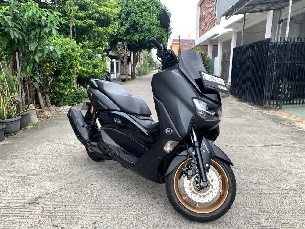 Yamaha Nmax 155 Keyless Thn.2024 Bln.4 Low km 16rb Istimewa Like New