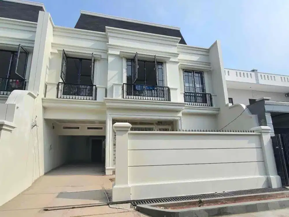 Jual 2 Rumah Cantik Indent 3 Lantai One Gate System di Cempaka Putih Tengah