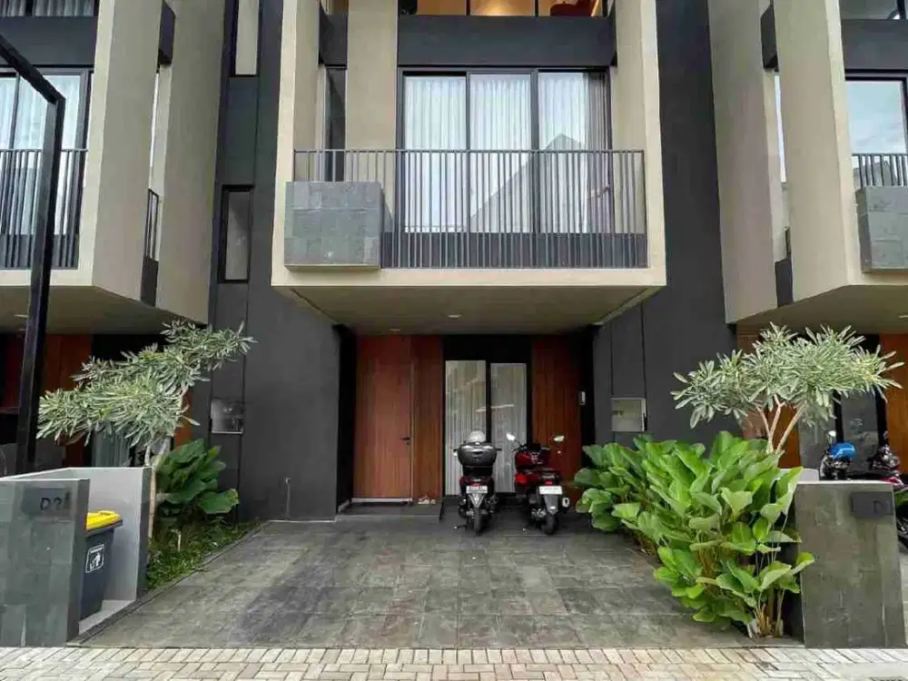 Rumah Mewah Dalam Cluster Dilebak Bulus Jakarta Selatan