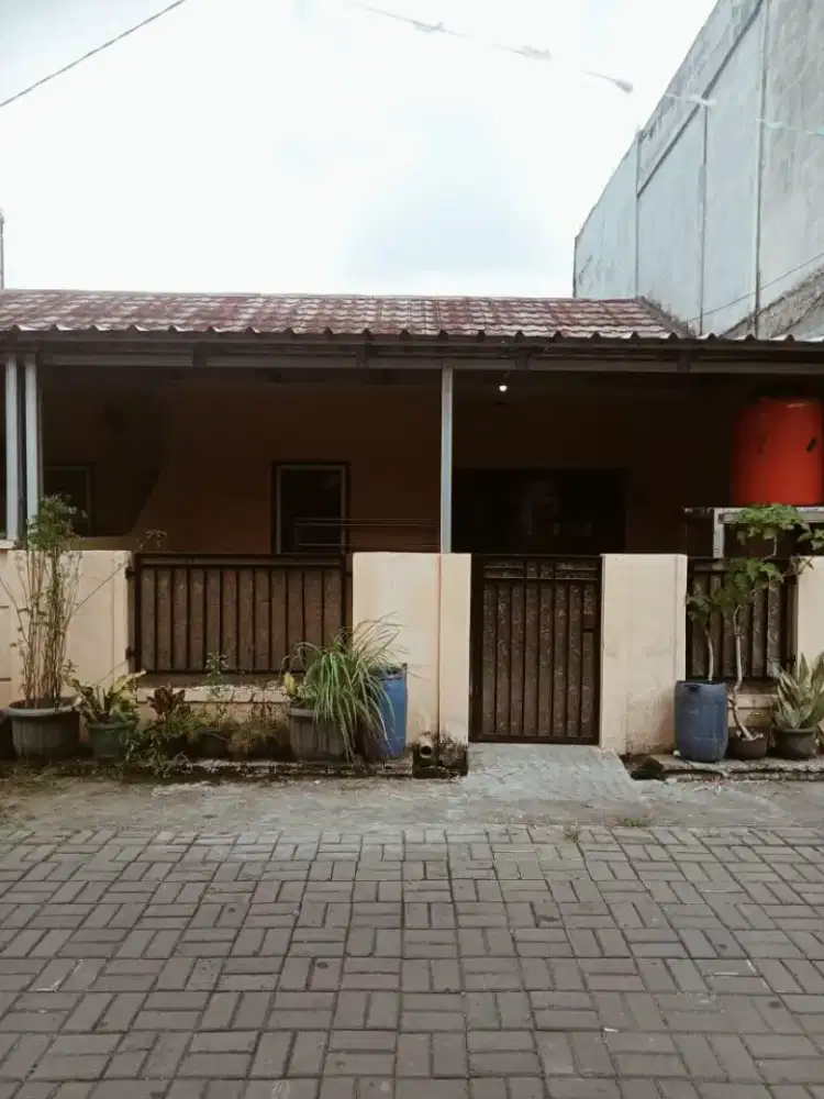 Di jual I unit rumah di Perumahan GMC Panongan