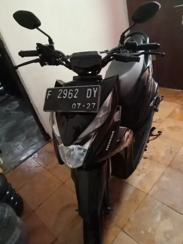 Jual motor Honda beat strit