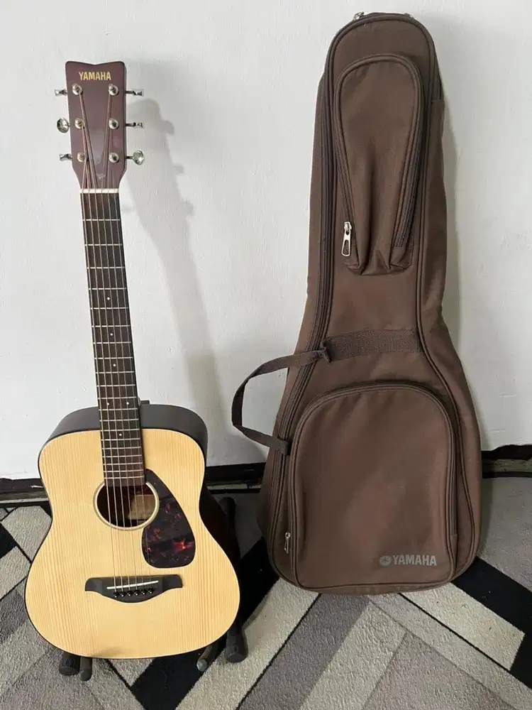 Gitar akustik 3/4 yamaha fg junior jr2