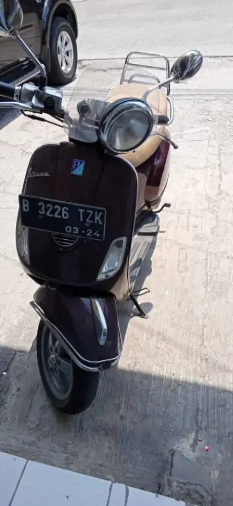 DIJUAL MOTOR VESPA PIAGGIO [NEGO HARGA VIA CHAT]
