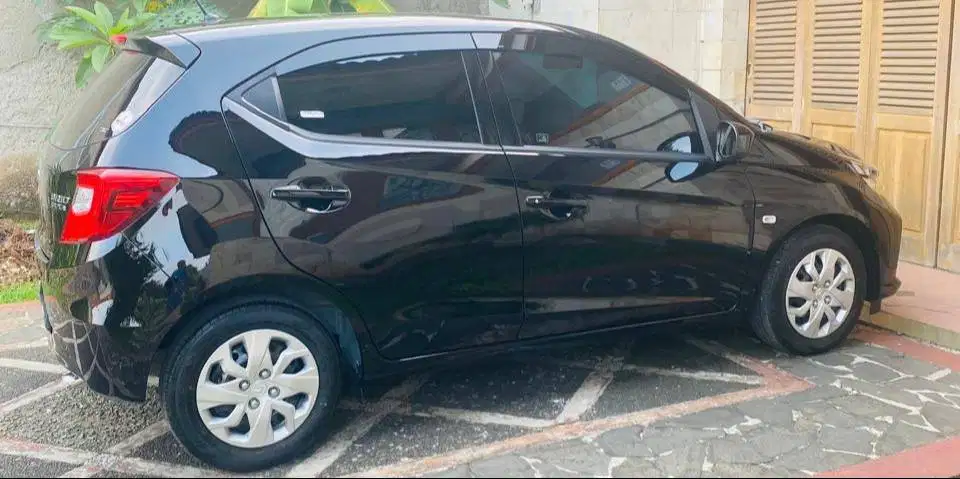 Honda Brio Facelift 2023 S - MT