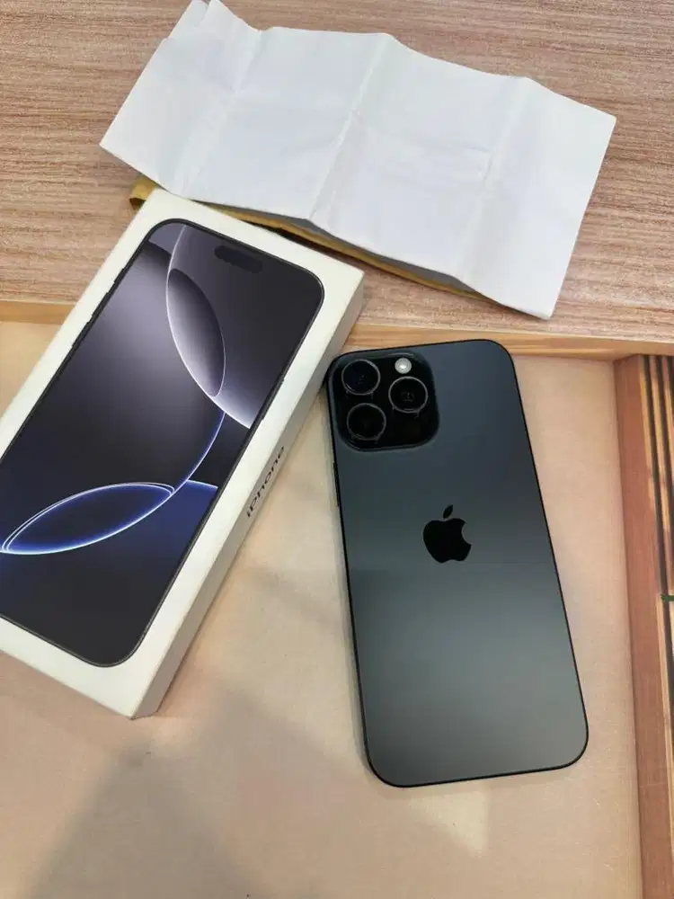 iPhone 16 Pro Max 1TB Black Eks inter dualsim cukai bh 93%