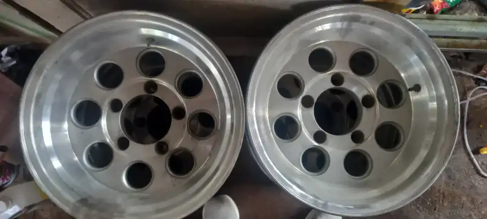 Velg  Racing dan Ban