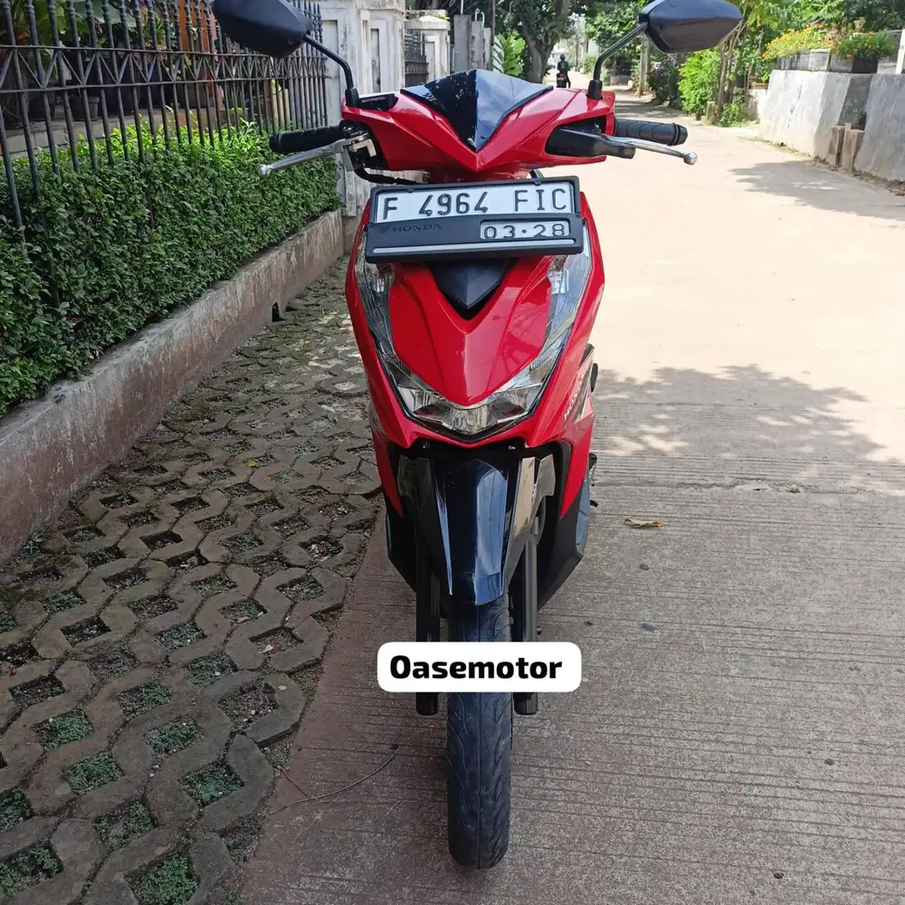 (B) Honda beat fi tahun 2023