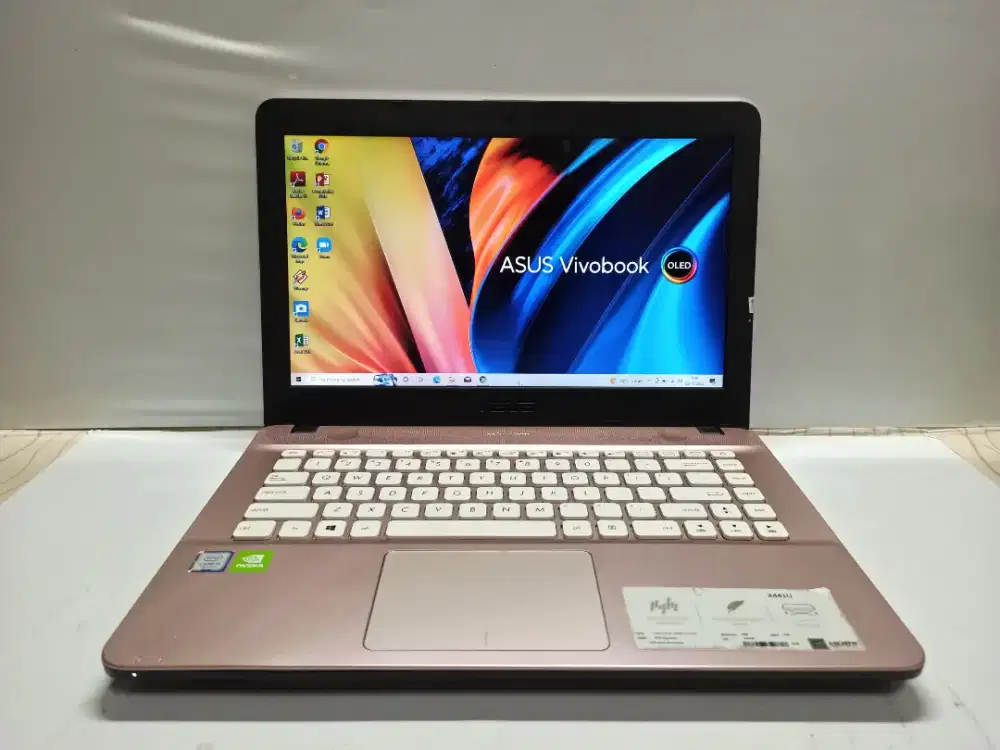 Laptop design.. Asus Vivobook 14 X441UBR Core i3 Gen7/12 GB /500GB