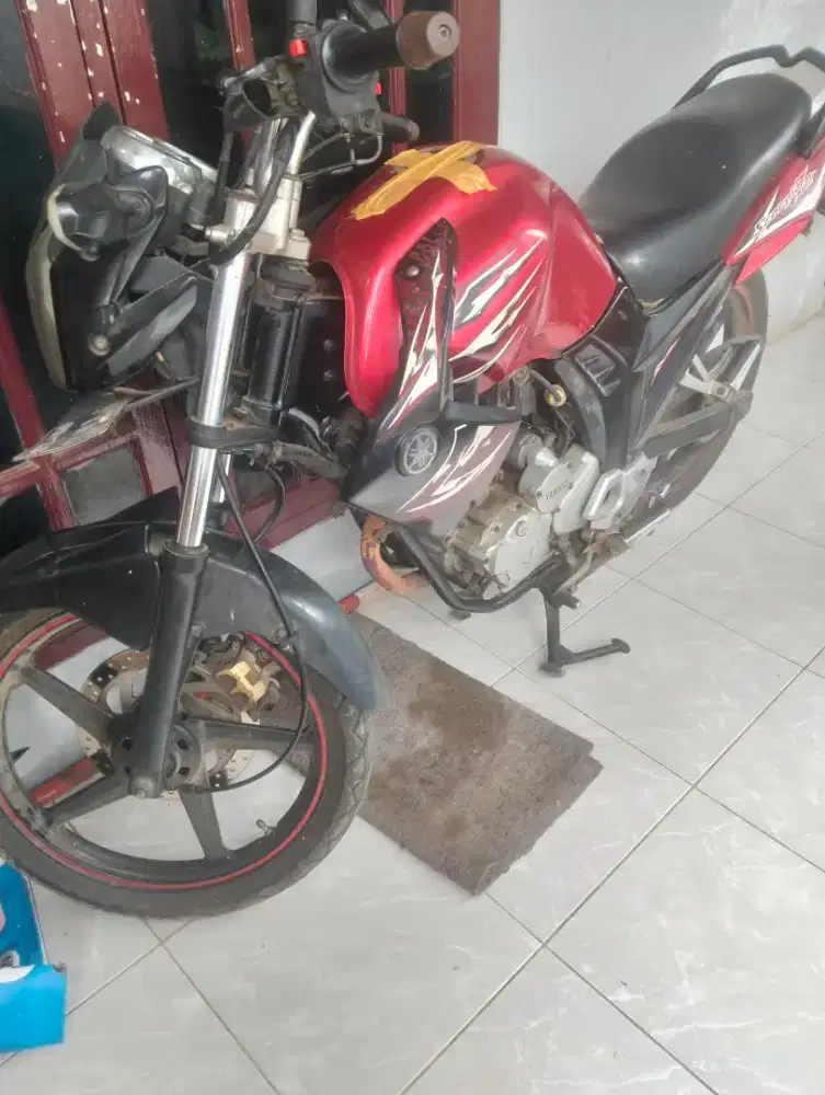 Di jual motor Yamaha Scorpio z cw 225cc...