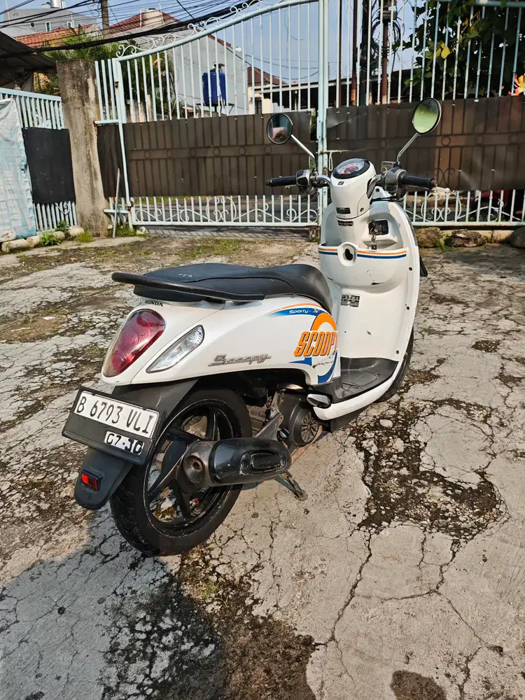 honda Scoopy sporty 2015 surat bergaransi