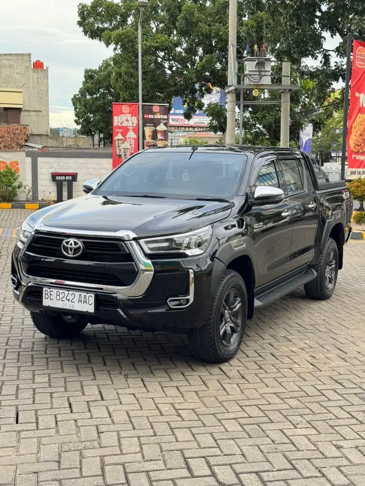 HILUK DC V AT 4*4 2023 KM 17 RB