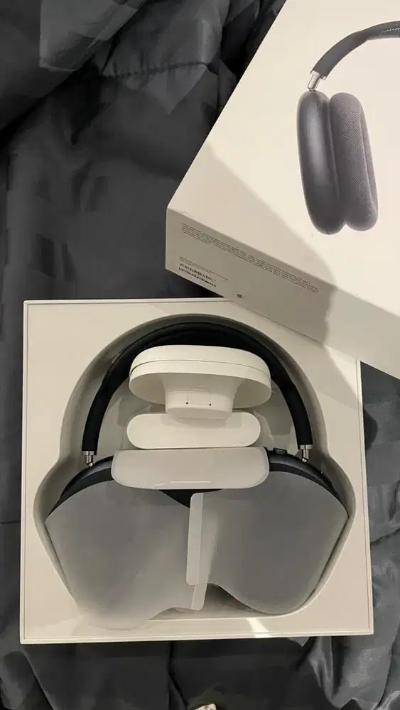 Airpods Max Gen 2 2025 USB C likenew