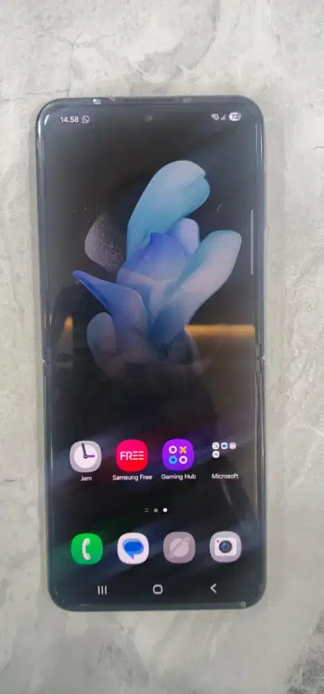 Samsung Z flip 4