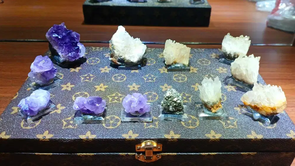 Natural Crystal Quartz (12pc)