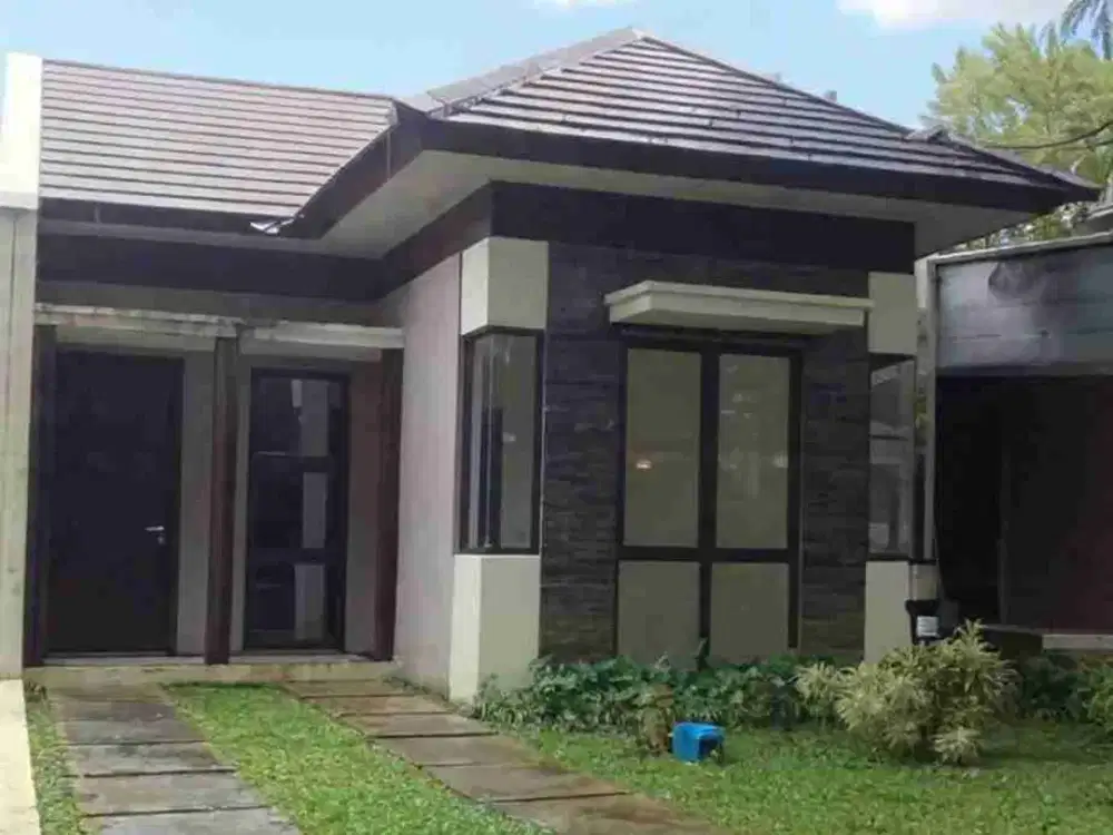 Dijual cepat rumah murah di Sentul city