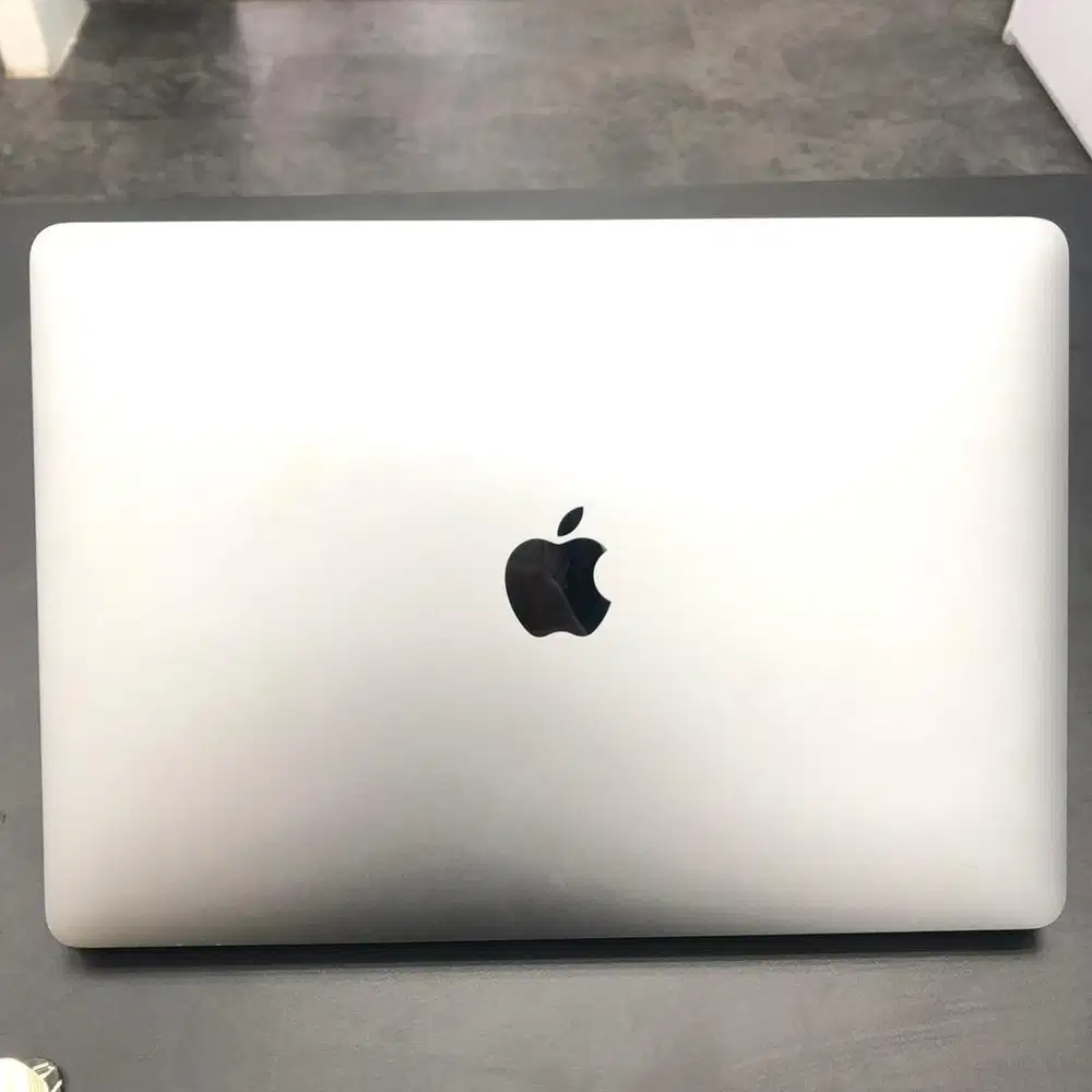 MACBOOK PRO 2018 16/256GB