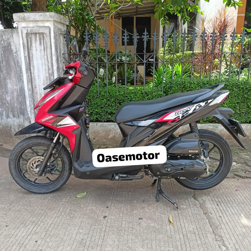 (B) Honda beat fi tahun 2023