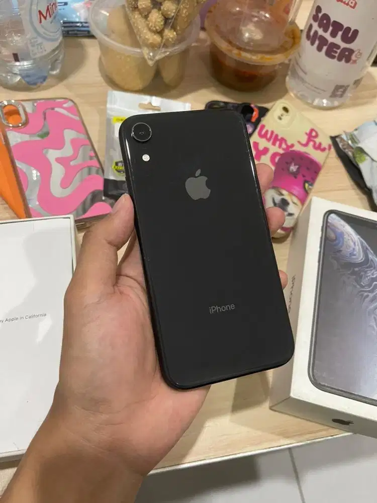 iPhone Xr 64GB All Oprator