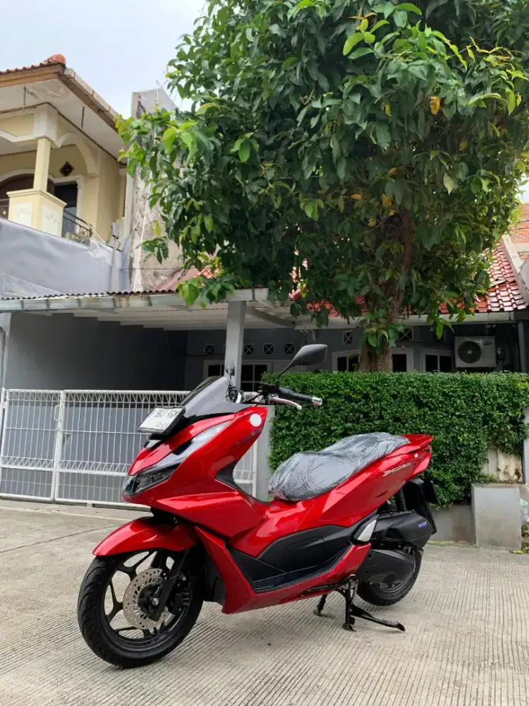 HONDA PCX 160 CBS 2024 KM 11 RB LIKE NEW