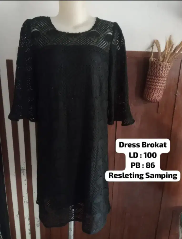 Dress wanita bahan brokat