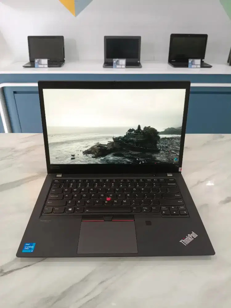 (L99) Laptop Lenovo | Desain |16GB |256Gb | 14inch | keyboard backligt