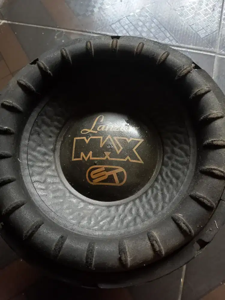 Subwoofer lanzar 10 in single coil