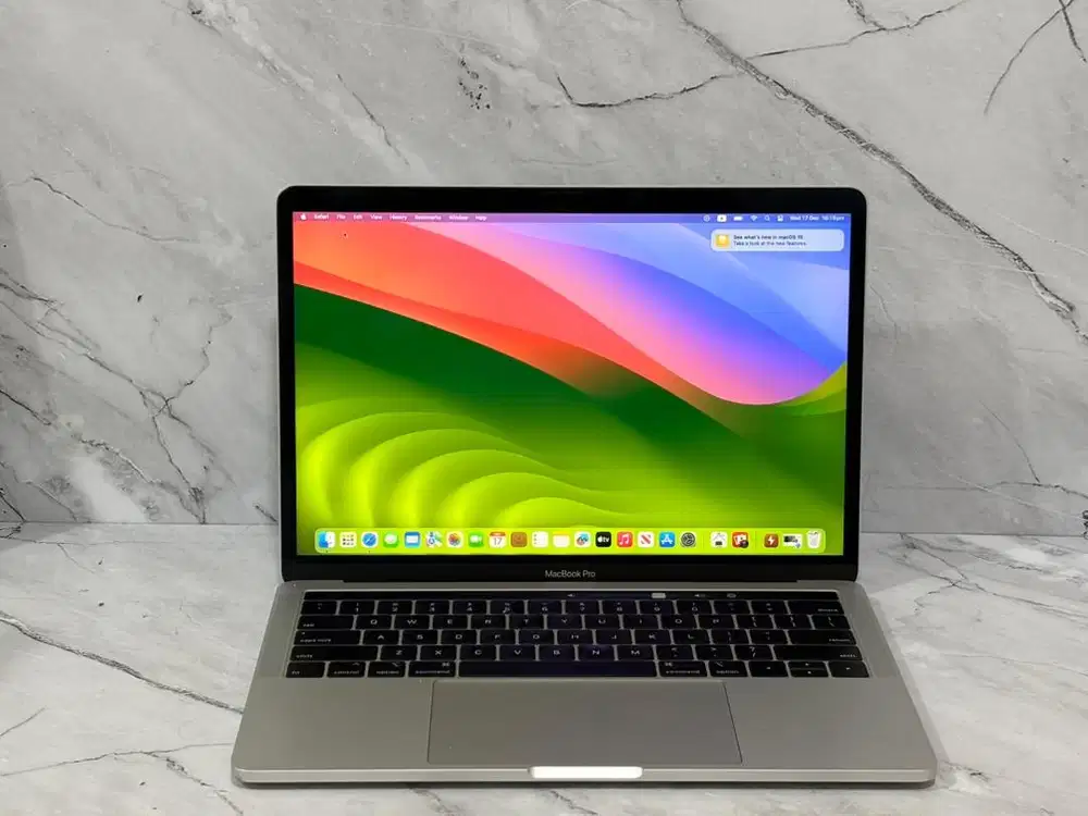 Macbook pro touchbar 2019 i5 8/256GB 13inch