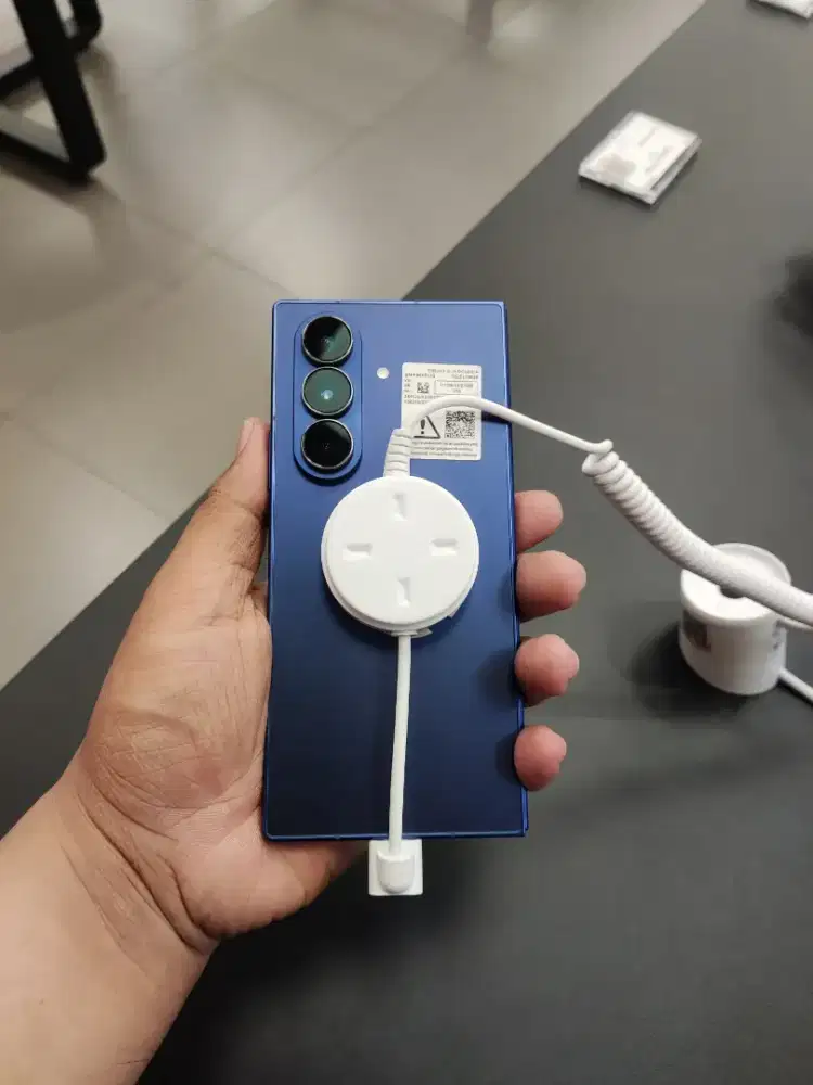 Samsung Z Fold7 12/256 Gb Free Buds3 Fe