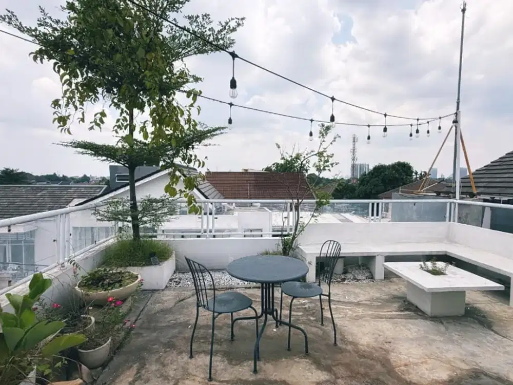 DIJUAL RUMAH 3 LANTAI FULL FURNISH – MB RESIDENCE, CIRENDEU