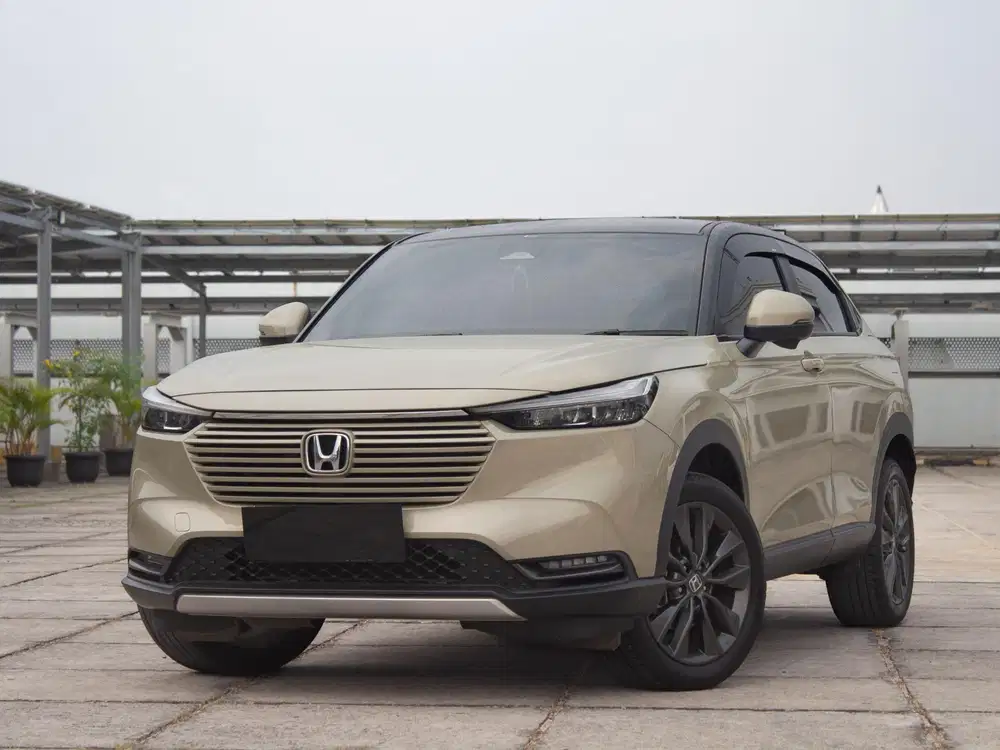 HONDA HR-V SE 1.5 TURNO 2023 - COKLAT