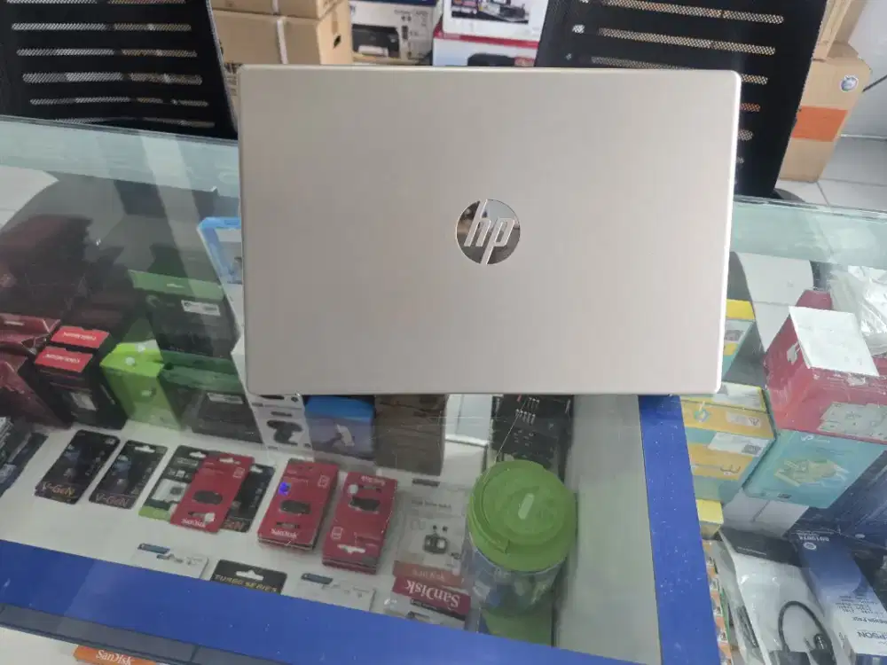 LAPTOP HP 14S RYZEN3 RAM 8GB SSD 512GB