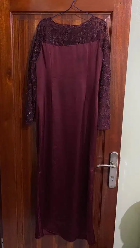 Dress Wanita Preloved – Kondisi Bagus