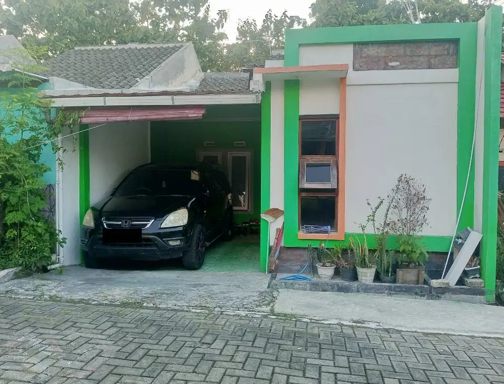 BU - Dijual Rumah Luas 82 meter, KT 3, KM 1, Aman Nyaman