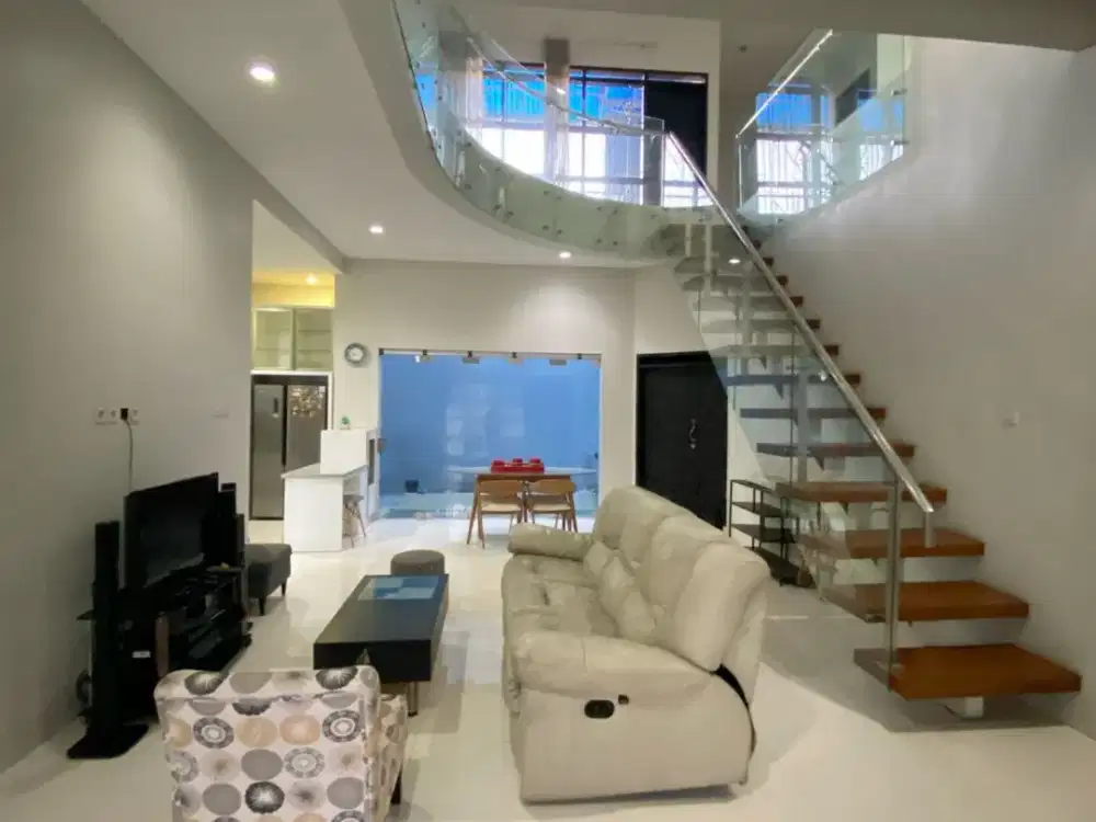 Rumah Mewah di Bawah Harga Pasaran Dalam Komplek Bumi Adipura Gedebage Bandung