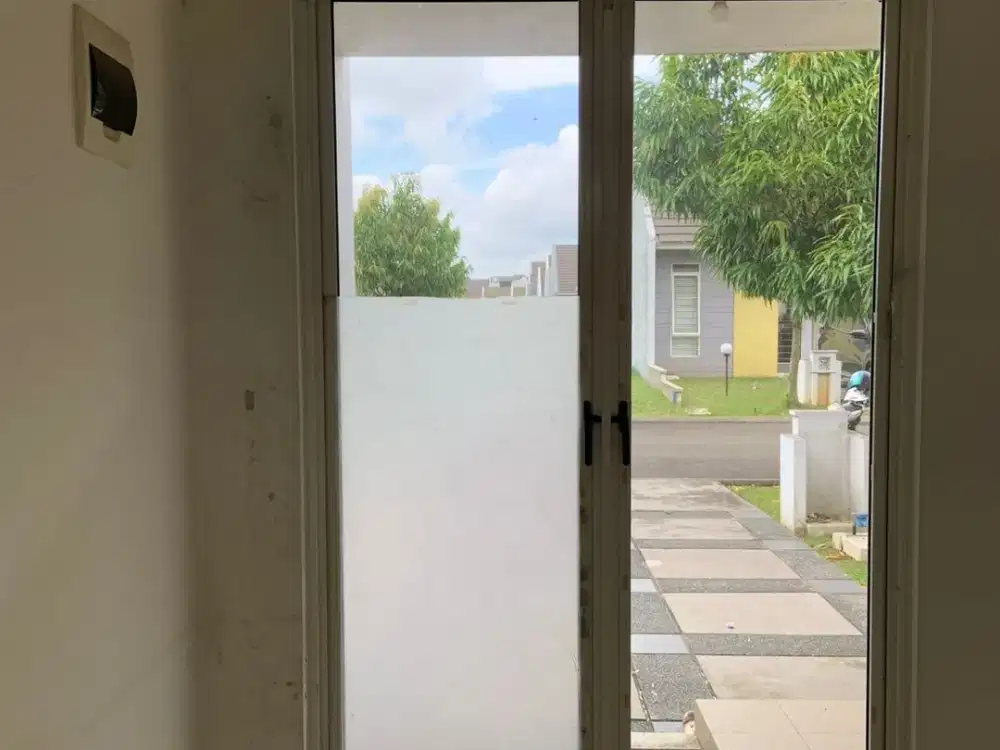 DIJUAL RUMAH SUVARNA SUTERA INDIRA MURAH