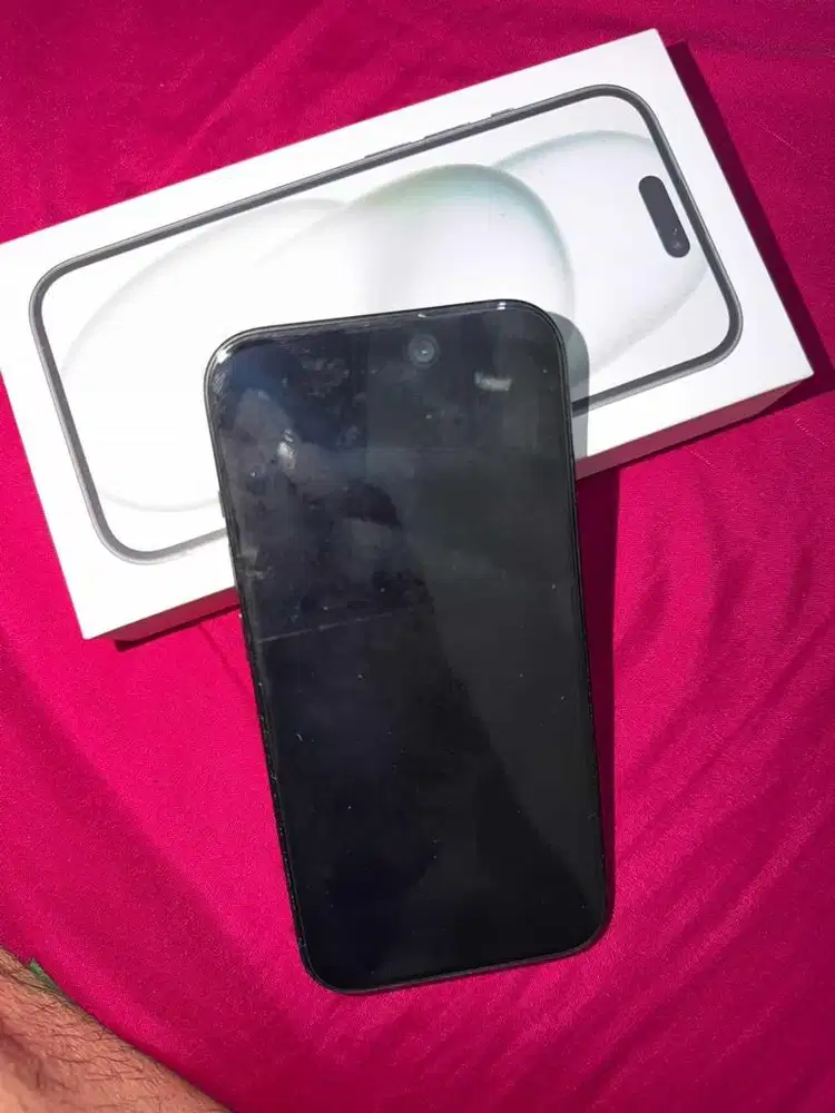 Dijual Iphone 15 256 GB Mulus