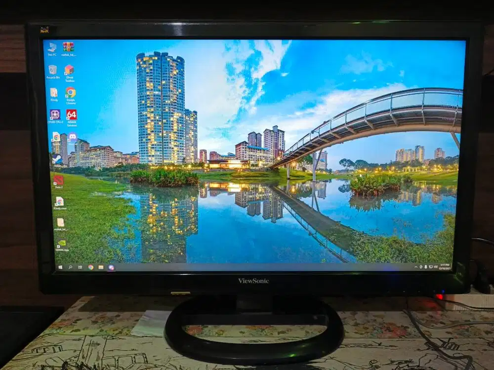 Monitor Viewsonic 24 Normal Garansi