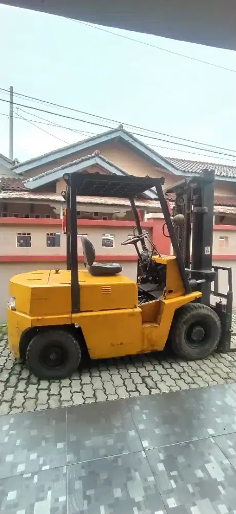 Forklift dan Genset