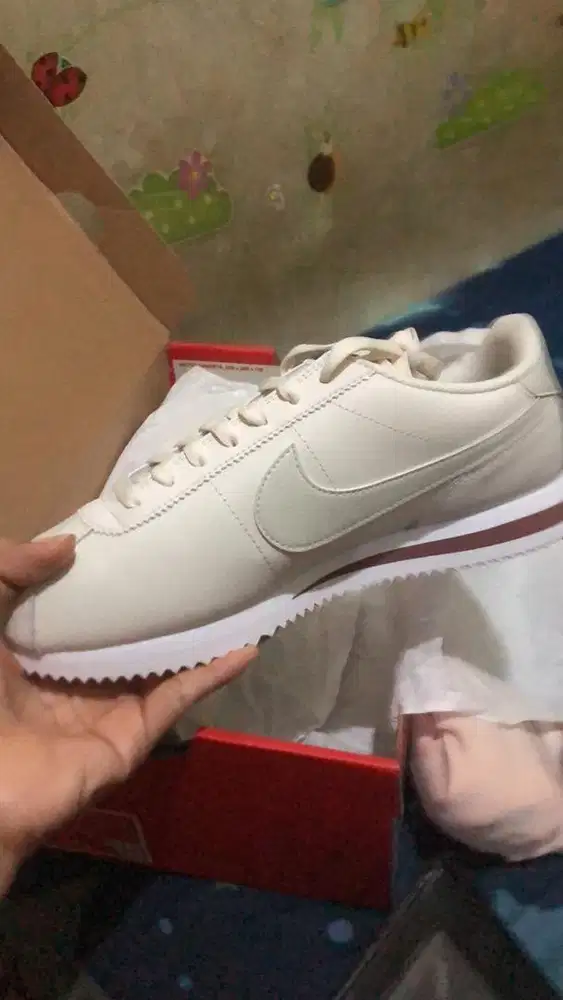 NIKE Sepatu Sneakers Unisex W CORTEZ OLYMPIC HJ9343100 ORIGINAL