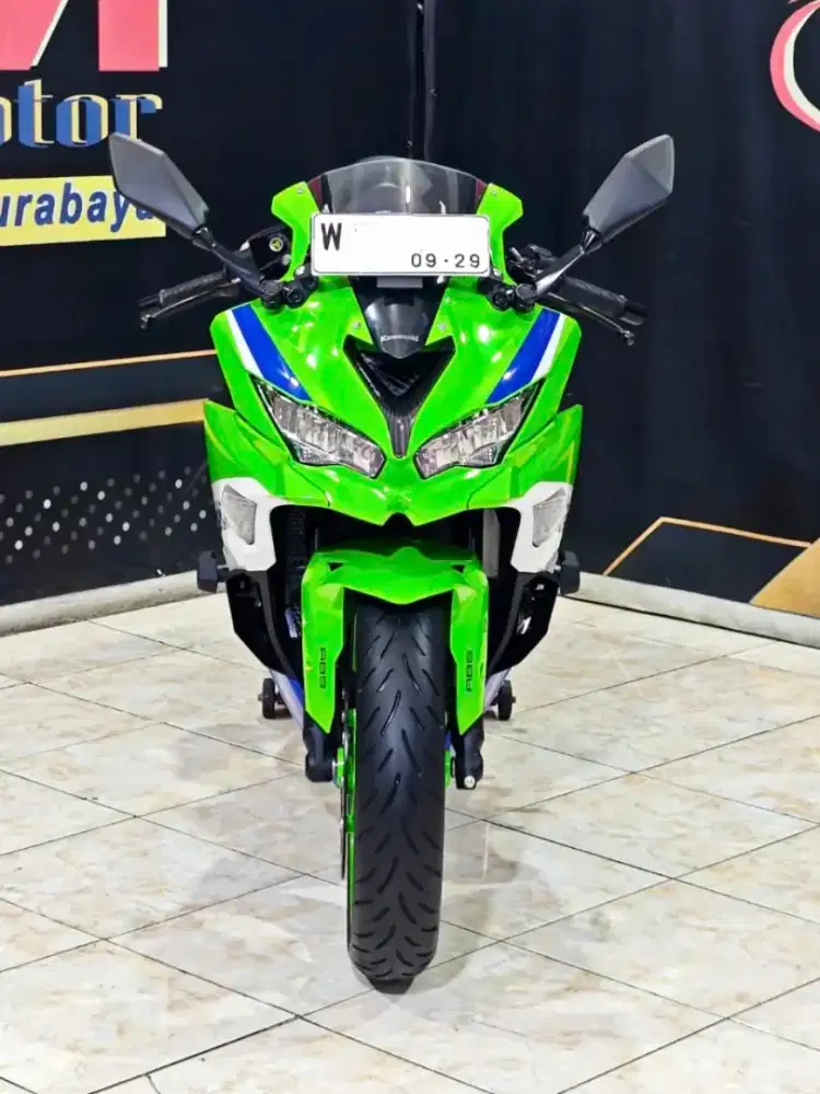 Kawasaki Ninja ZX 25RR 40th Anniversary Celebrations Limited Edition