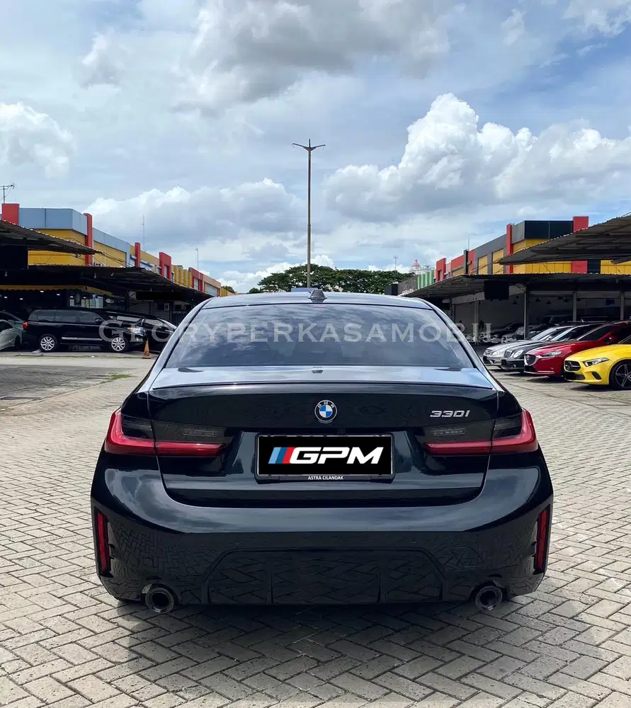 BMW 330i M Sport LCI I-Drive 8 2022/ 2023 KM 4rb ANTIK