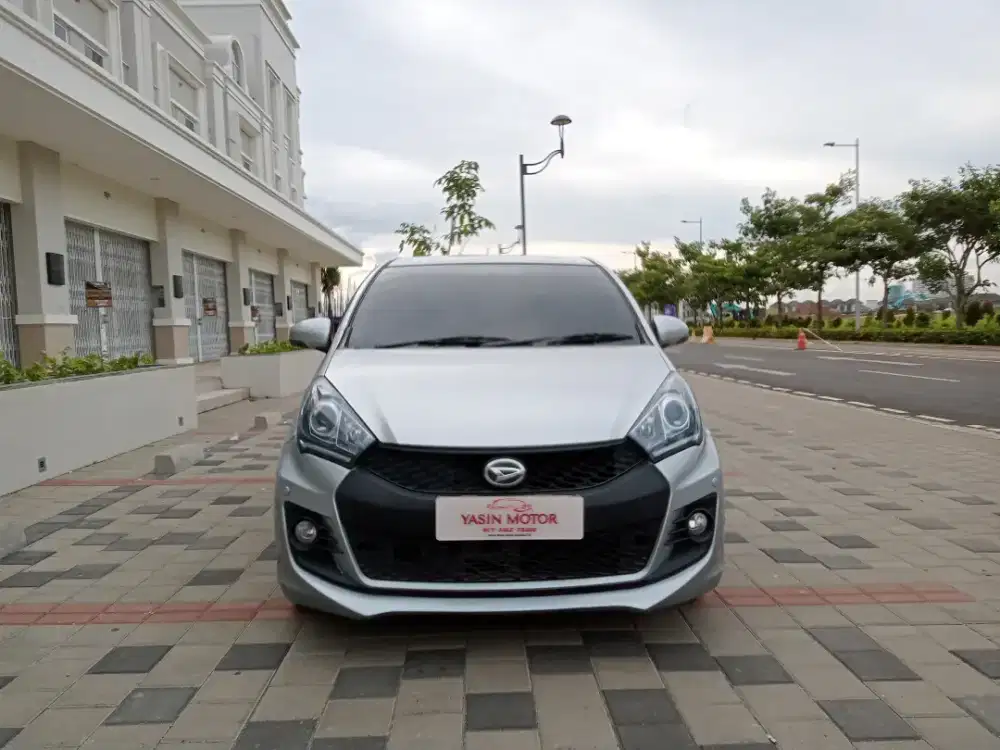 Dp.2jt Daihatsu SIRION RS 1.3 MT 2016