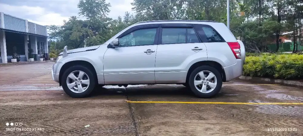 Grand Vitara ajlx AT 2.0 2011 RP. 99.000.000