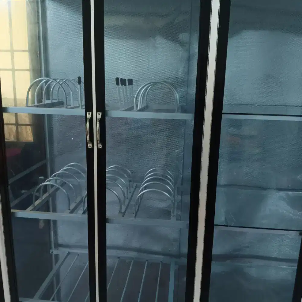 Lemari Piring 4 Pintu Jumbo