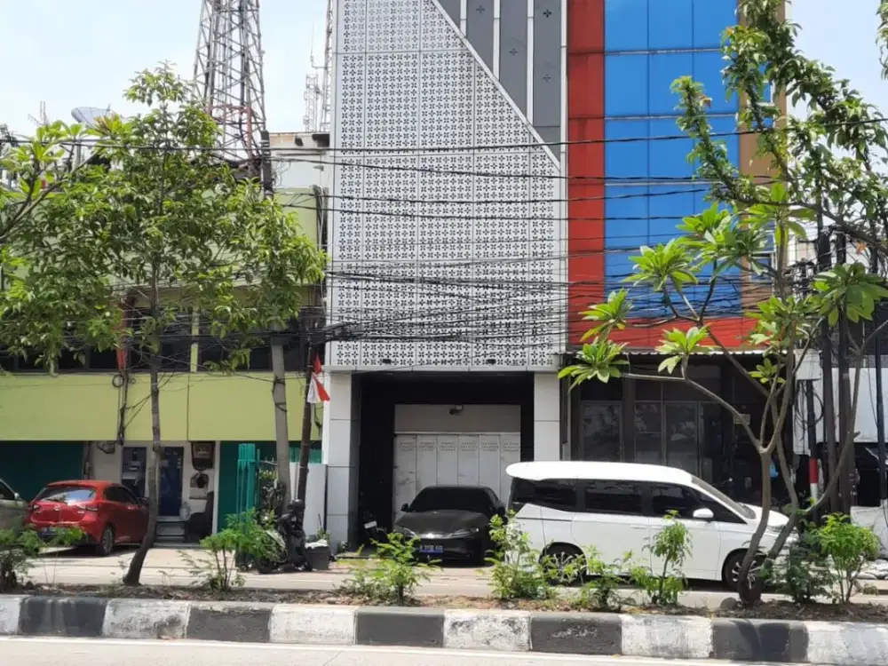 DIJUAL RUKO PLUIT SELATAN RAYA, PENJARINGAN, JAKARTA UTARA, 3 LANTAI, 150 m2