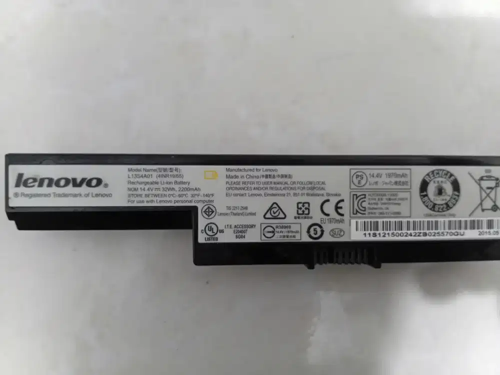 Baterai Lenovo B40-80 (original bawaan laptop)