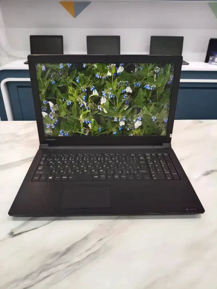 [T11] Laptop Toshiba |  | 8Gb | 256Gb| 15'6inch
