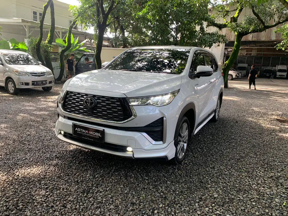 TOYOTA KIJANG INNOVA 2.0 Q HV TSS Matic CVT ZENIX 2023 TYPE TERTINGGI